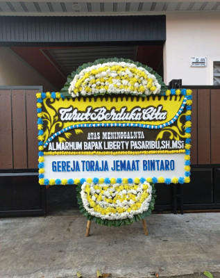 Papan Bunga Duka di Labuhan Rasoki