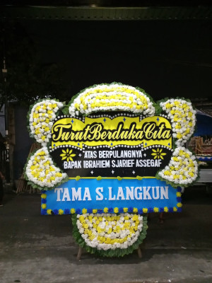 Papan Bunga Duka di Labuhan Rasoki
